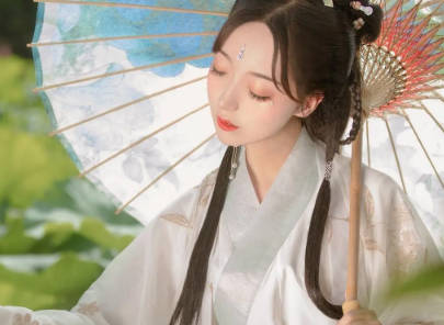 Tháo dỡ nhà cao tầng tại Thuận An, Bình Dương